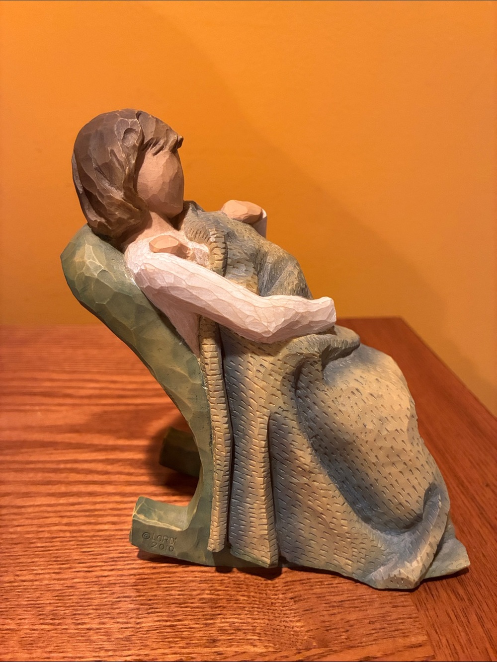 Willow Tree - THE QUILT, MOTHER-CHILD Figurine (2010) - Picture 2 of 9